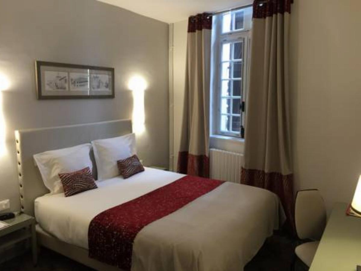 Hotel Du Pont Vieux Hotel Carcassonne France