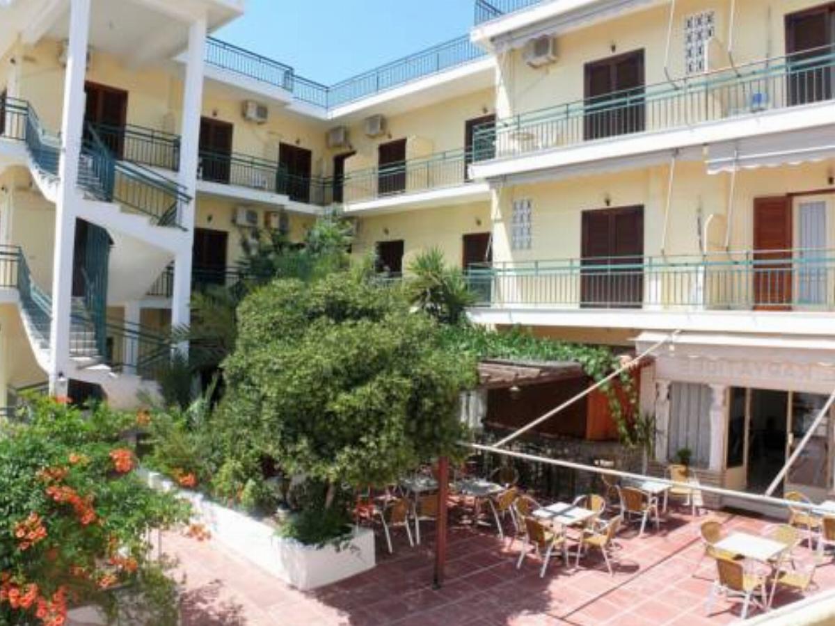 Hotel Karyatides Hotel Agia Marina Aegina Greece