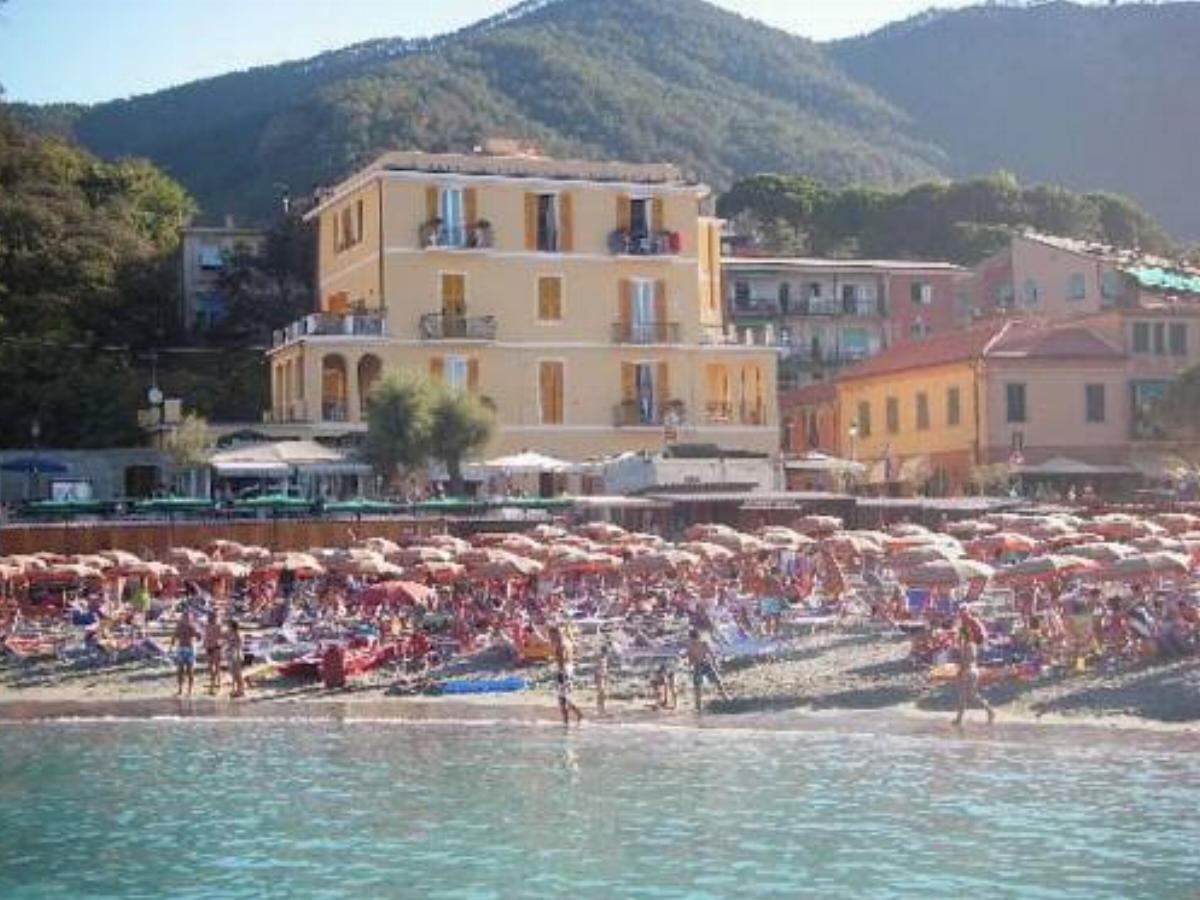 Hotel La Spiaggia Hotel Monterosso al Mare Italy