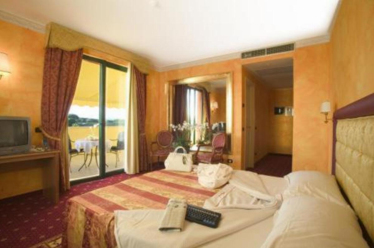 Hotel Motel Del Duca Hotel Cava Manara Italy