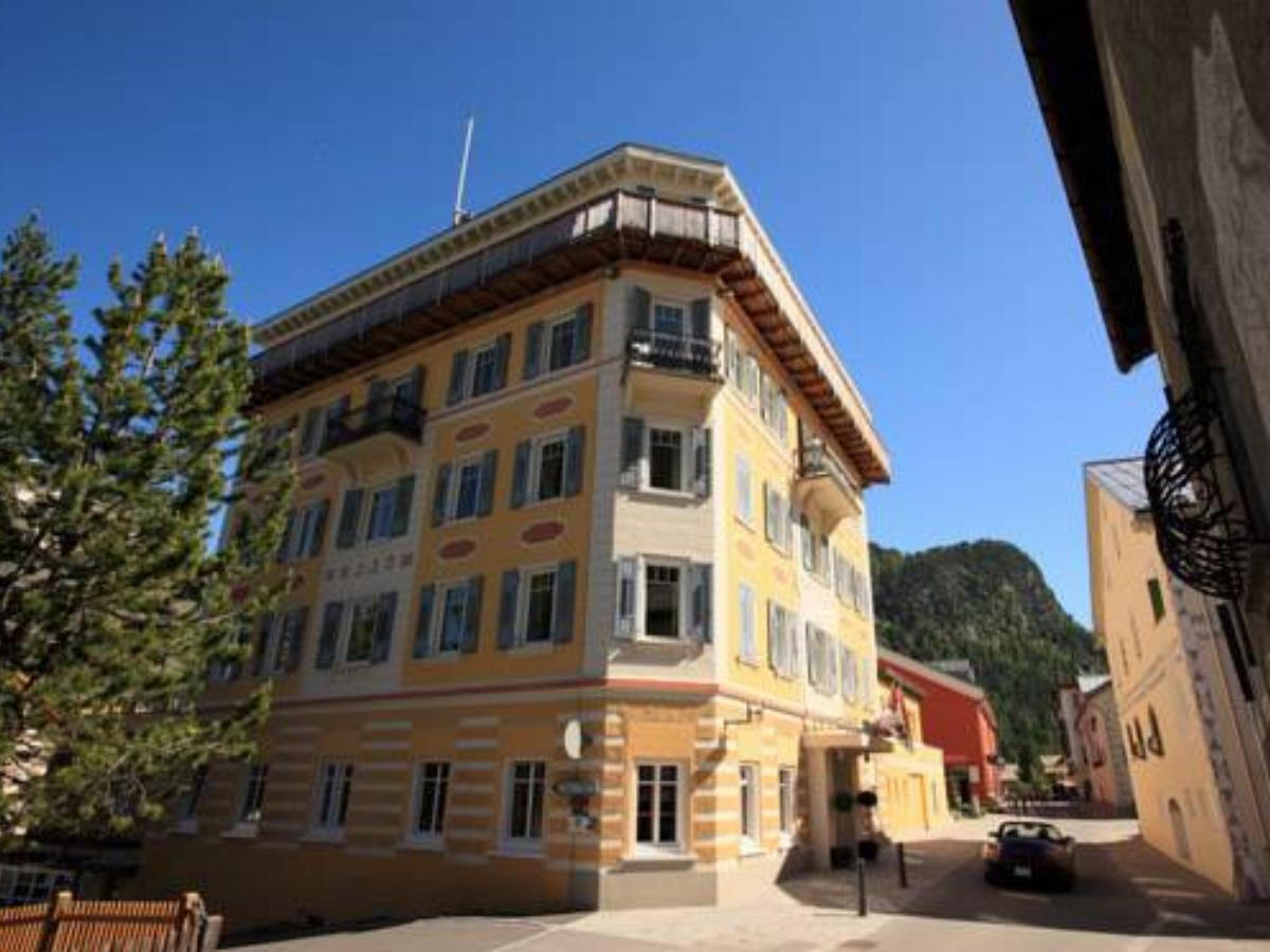 Hotel Müller - mountain lodge Hotel Pontresina Switzerland