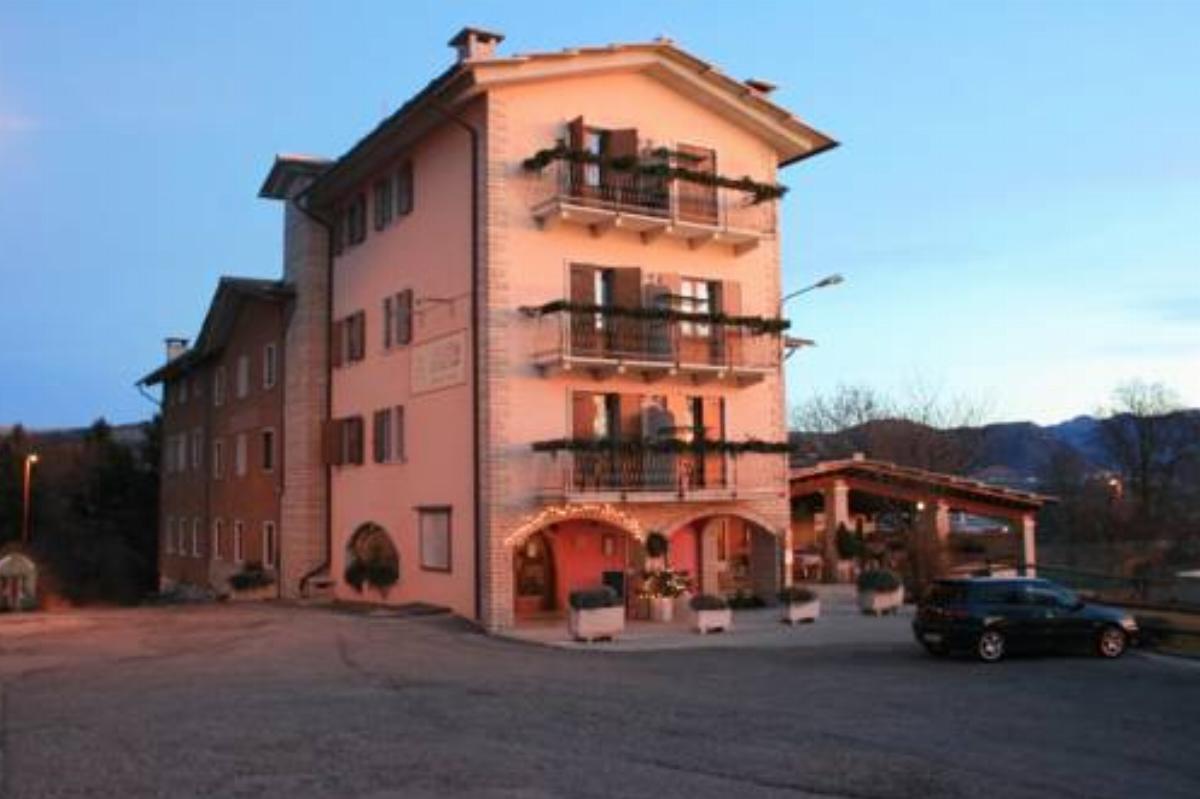 Hotel Piccola Mantova Hotel Bosco Chiesanuova Italy