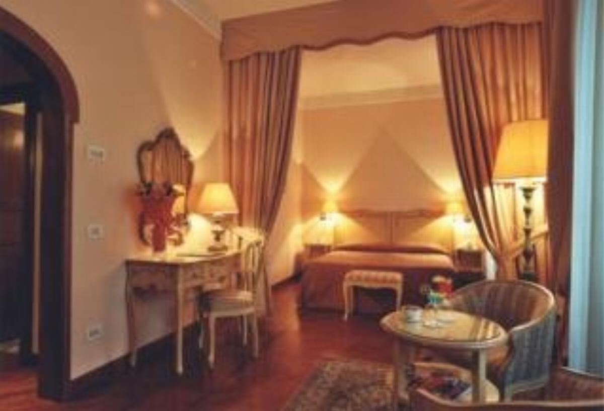 Hotel Pierre Hotel Florence Italy