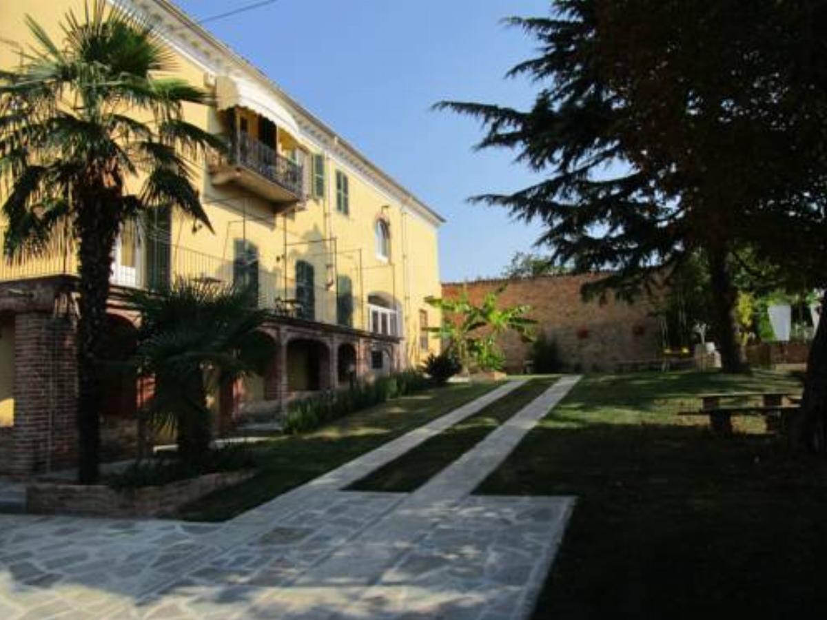 Il Giardino Interiore Hotel Castagnole Monferrato Italy