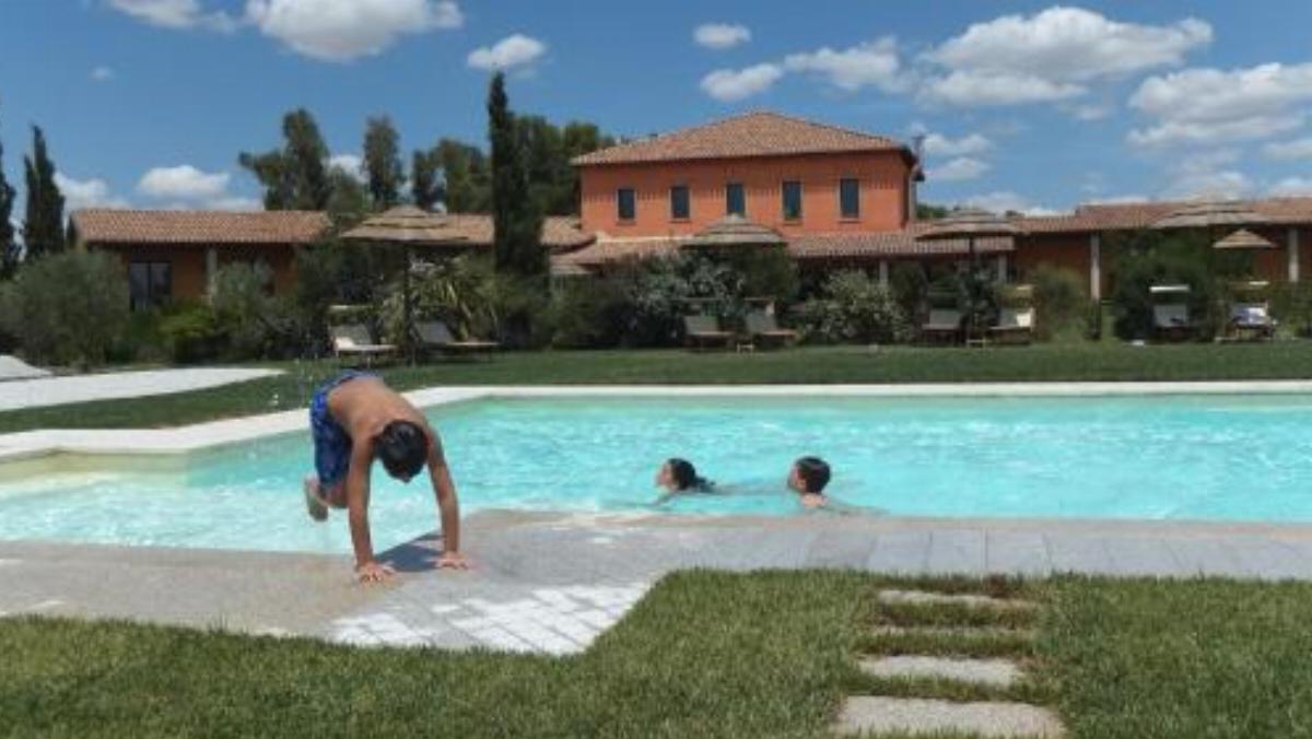 Janas Country Resort Hotel Mores Italy