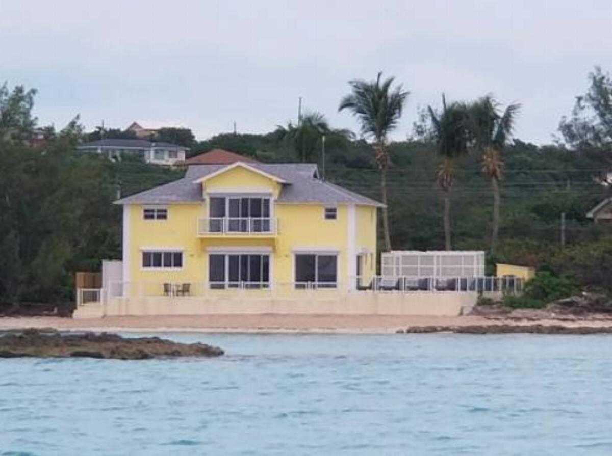 Jolly Turtle House Hotel Georgetown Bahamas