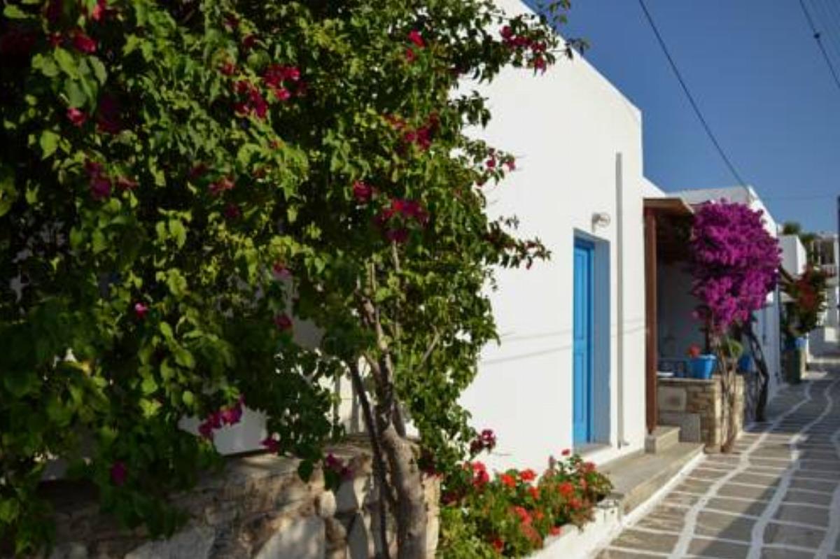 Kostas Teacher Apartment Hotel Antiparos Town Greece