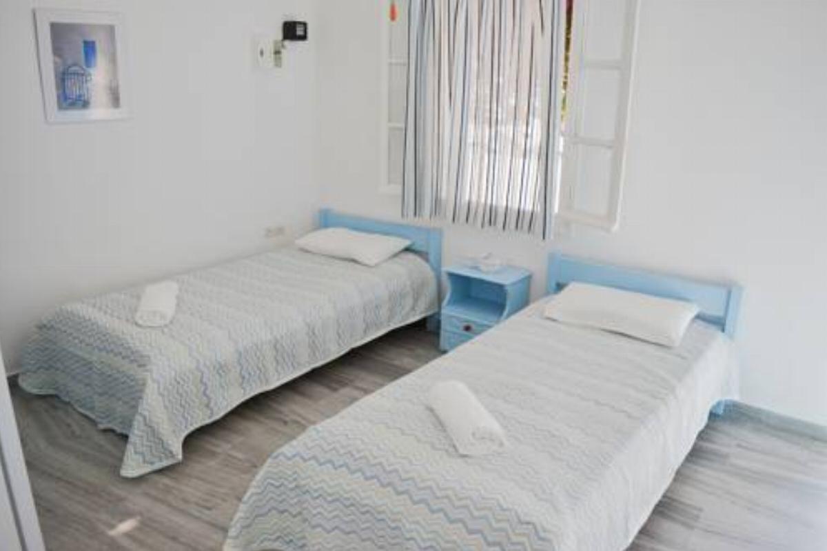Kostas Teacher Apartment Hotel Antiparos Town Greece