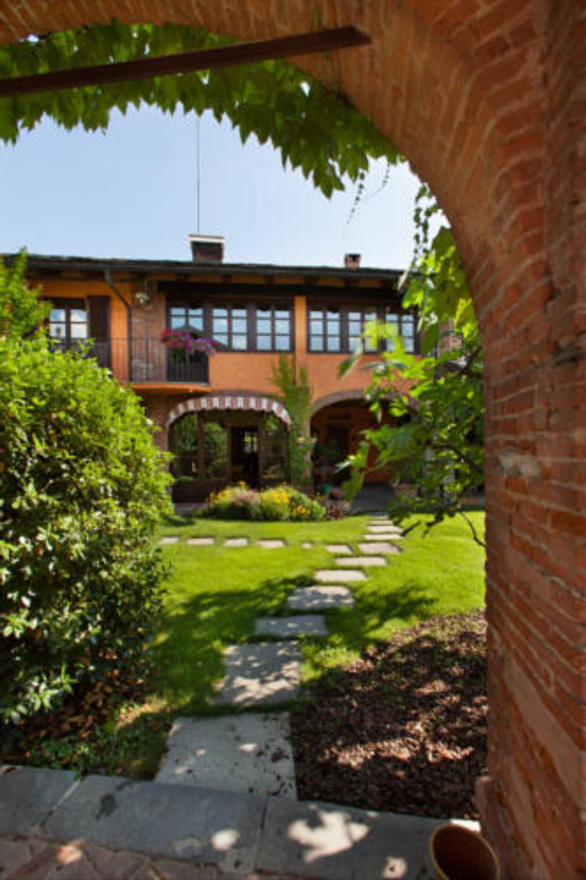 La Casa Arancione - Camere & Charme Hotel Boves Italy
