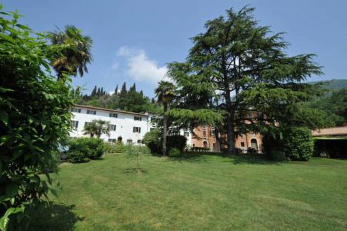 La Corte dei Limoni Hotel Caprino Veronese Italy