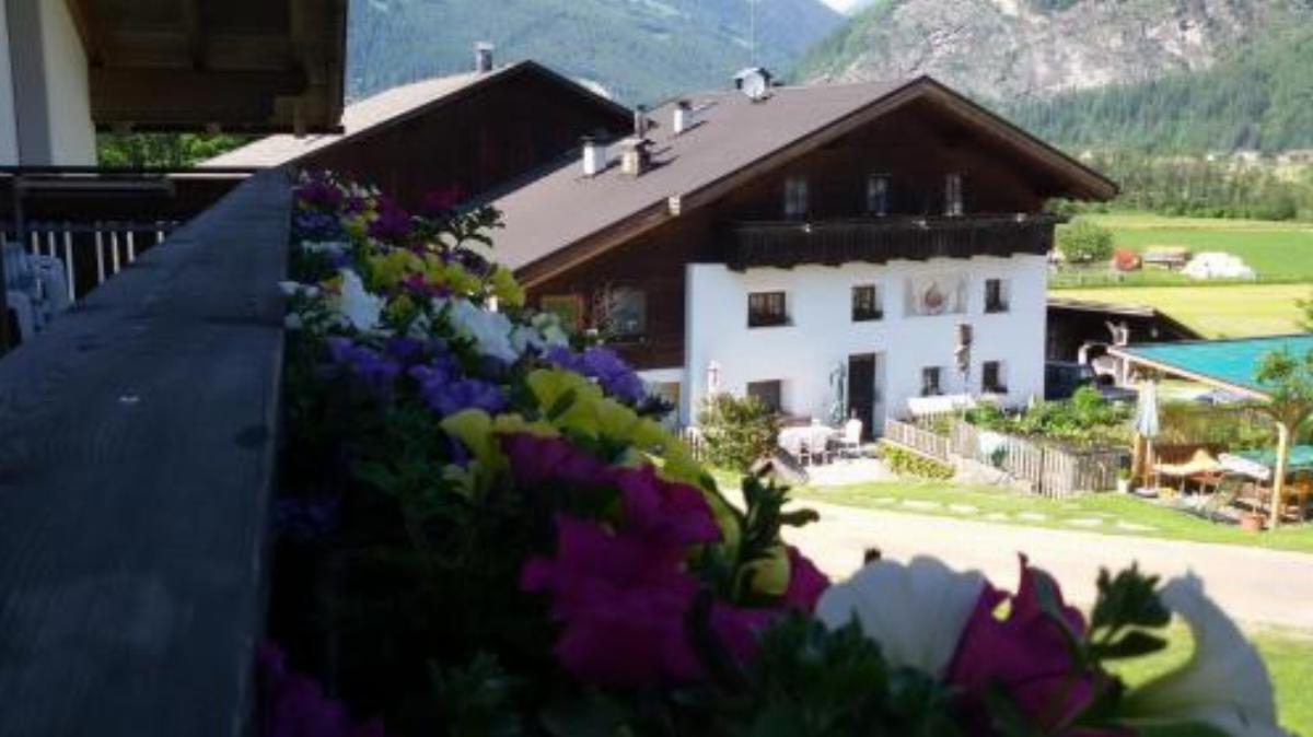 Lahnerhof Hotel Campo Tures Italy