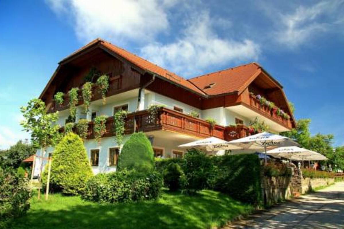 Landgasthof Spitzerwirt Hotel Sankt Georgen im Attergau Austria