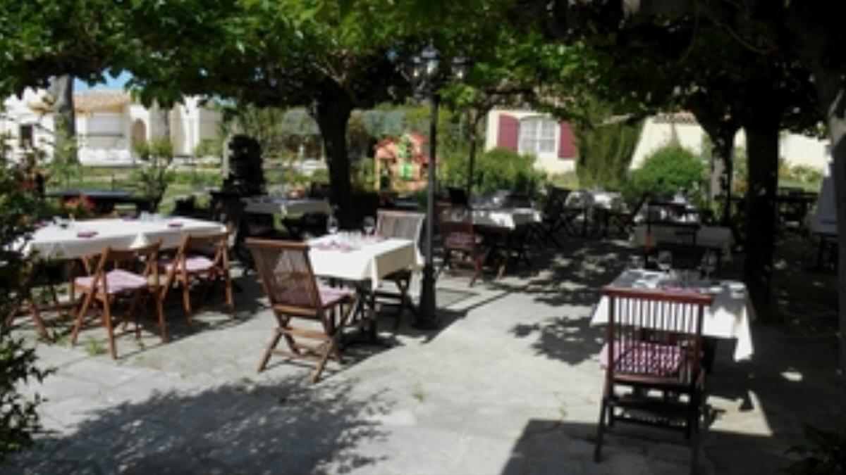 Le Mas de la Feniere Hotel Arles France