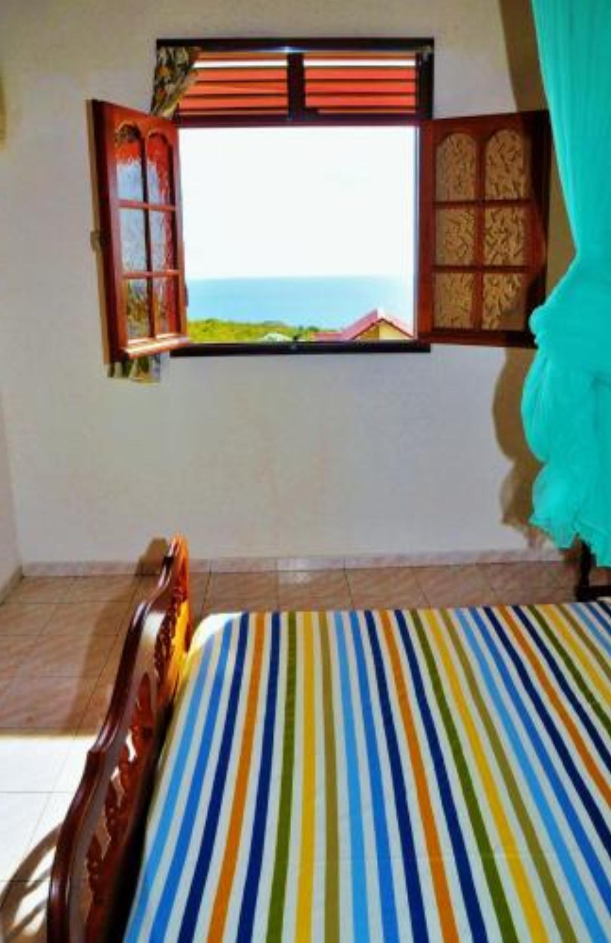Les Merveilleux Flots de la Mer Hotel Deshaies Guadeloupe