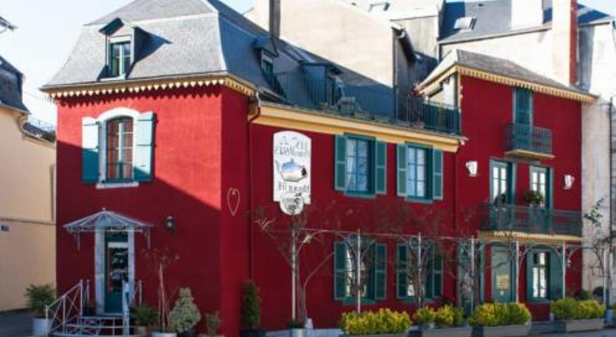 Les Petites Vosges Hotel Bagnères-de-Bigorre France