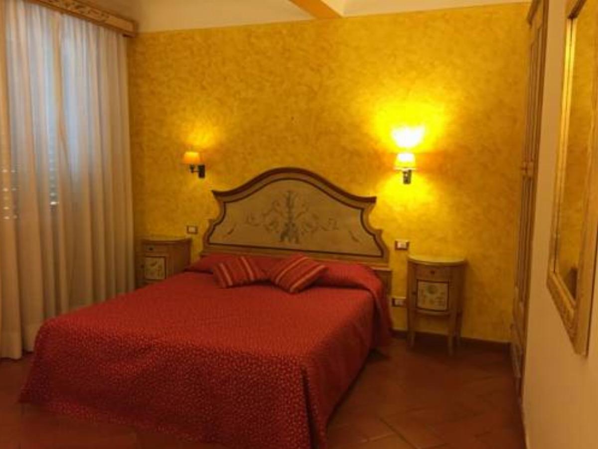 Locanda dei Poeti Rooms & Apartments Hotel Florence Italy