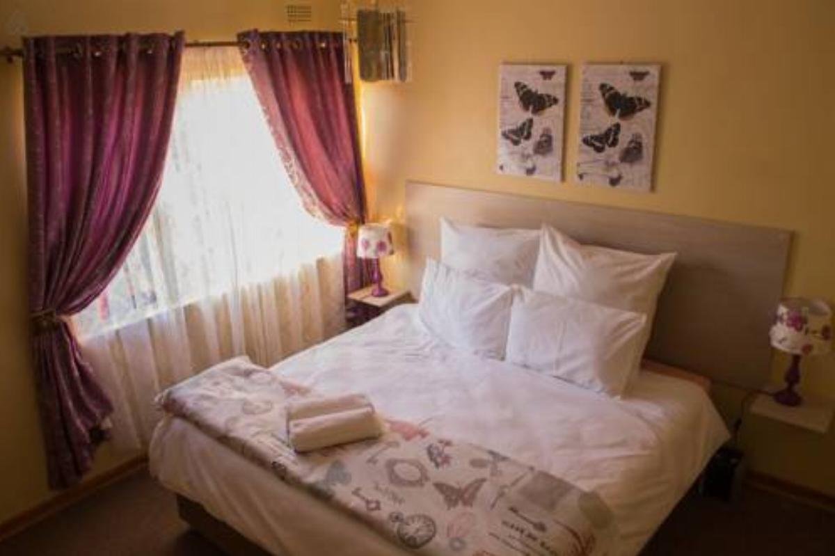 Lolo's 2 Bed Apartment Hotel Harare Zimbabwe