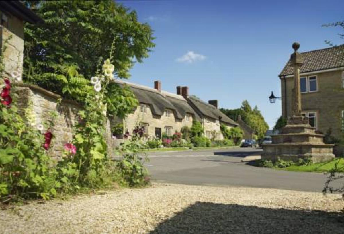 Lord Poulett Arms Hotel Crewkerne United Kingdom