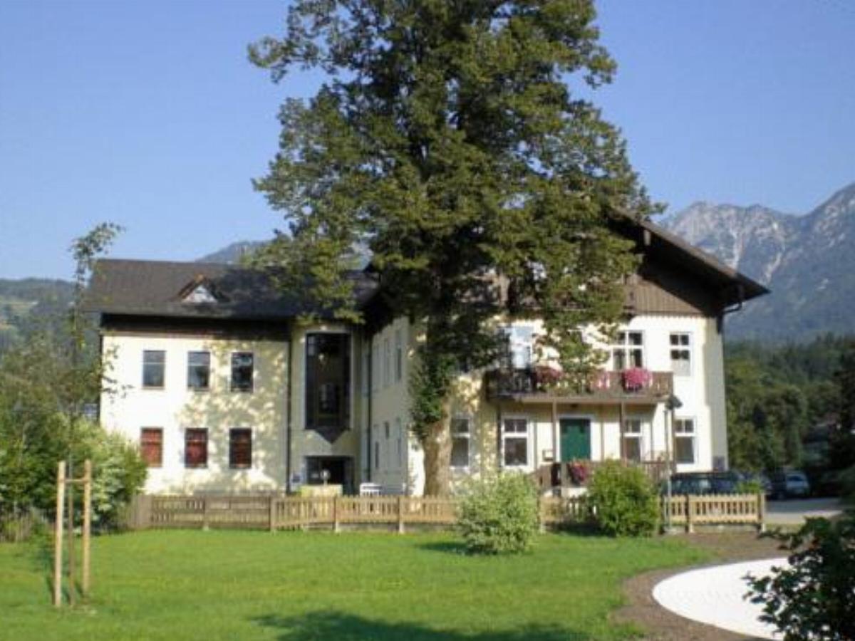 Luise Wehrenfennig Haus Hotel Bad Goisern Austria