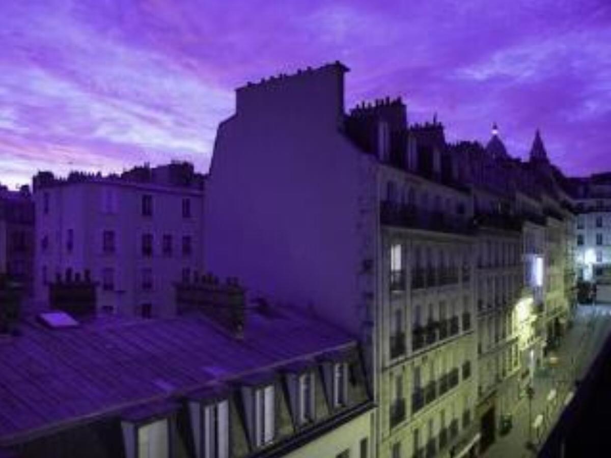 Luxelthe Hotel Paris France