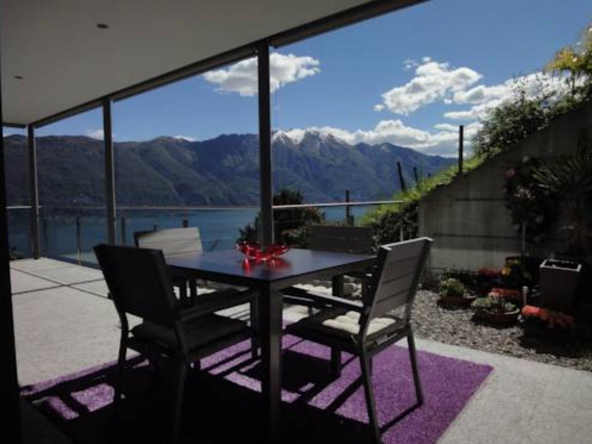 Luxury apartment Lake Maggiore Hotel Gerra Switzerland