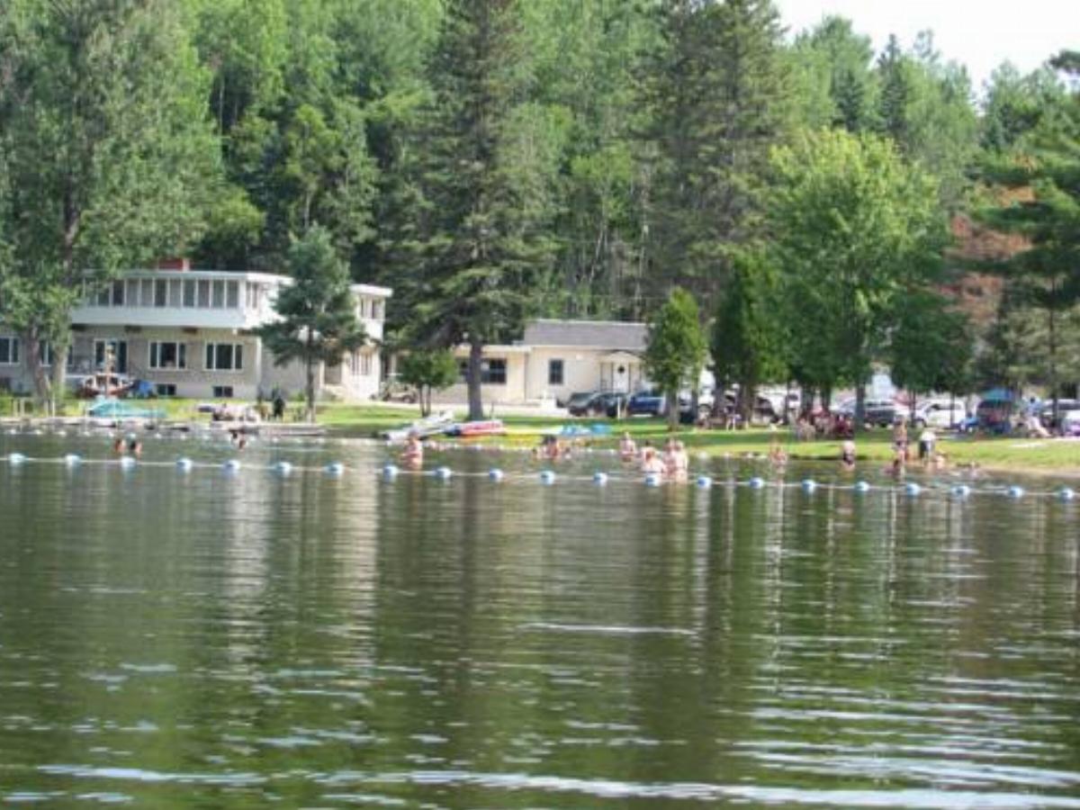 Manoir du Lac Caché Hotel Saint-Alexis-des-Monts Canada