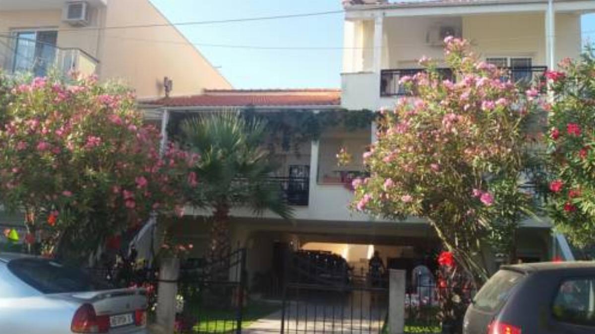 Melanthi Apartment Hotel Keramotí Greece