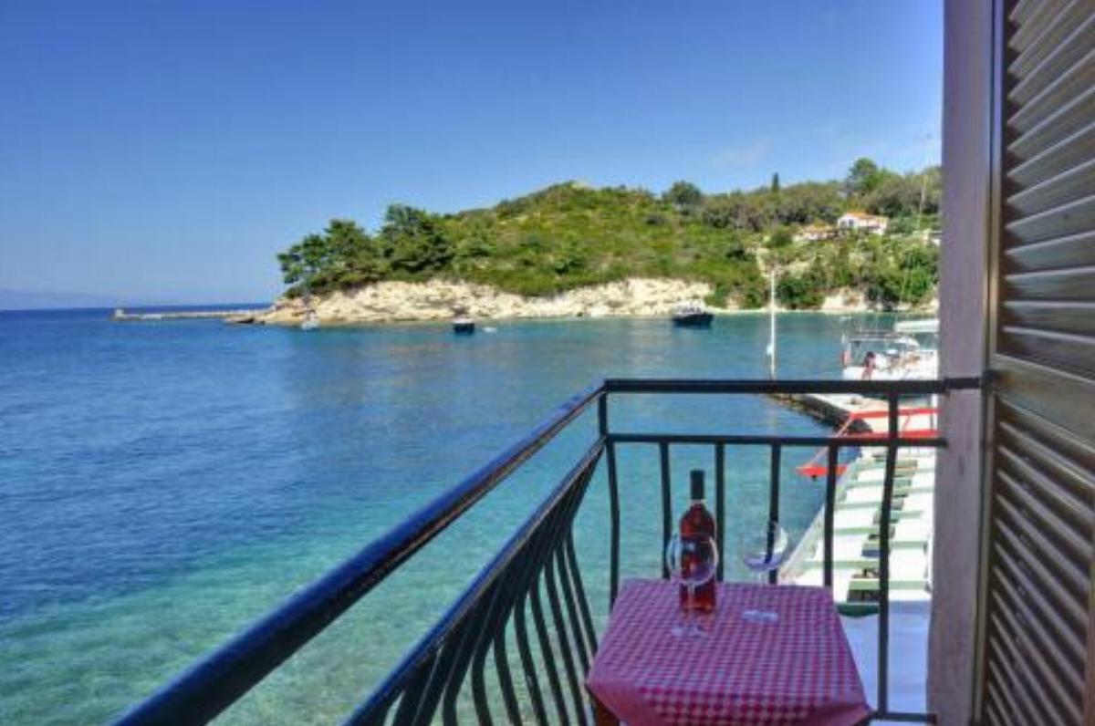 Mermaid cottage Hotel Longos Greece