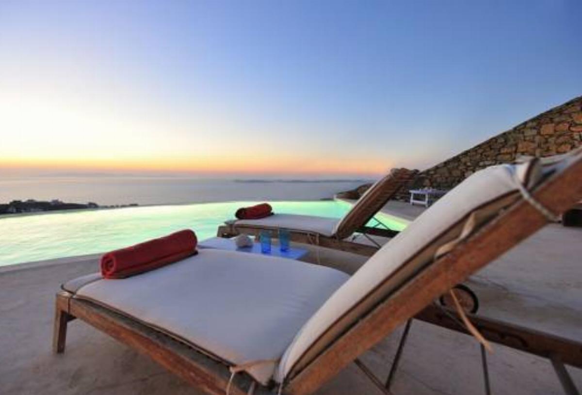 Mermaid Luxury Villas - Adella Hotel Houlakia Greece