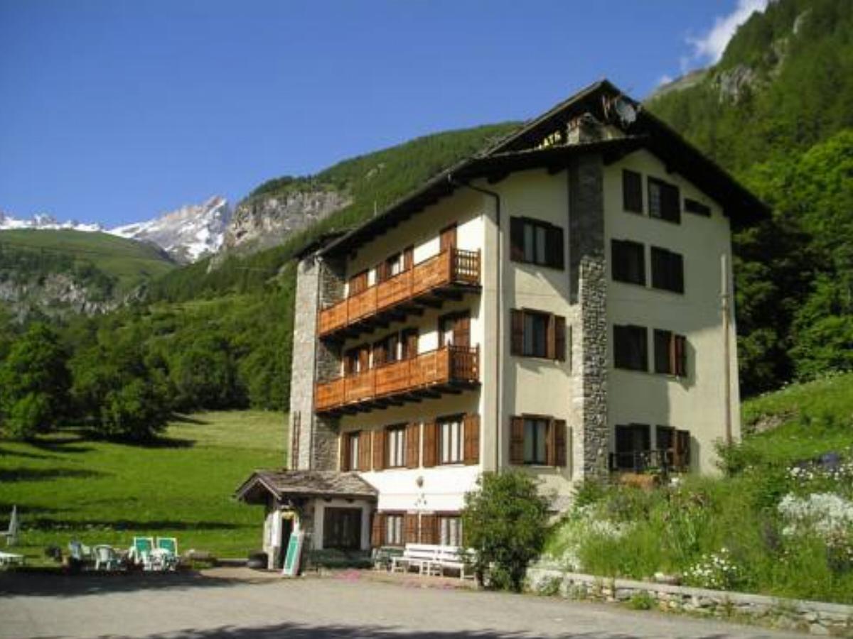Mont Gelé Hotel Ollomont Italy