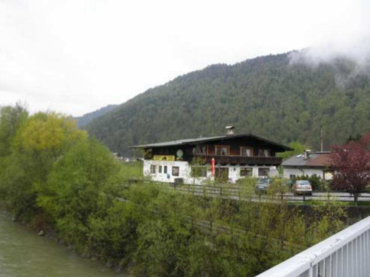 Mountain High Lodge Hotel Kirchdorf in Tirol Austria
