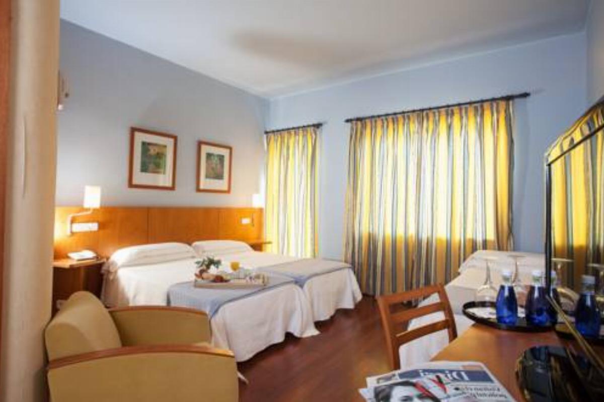 Nuria Hotel Tarragona Spain