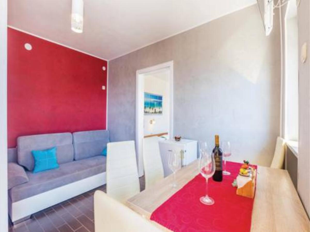 One-Bedroom Apartment in Cesarica Hotel Cesarica Croatia