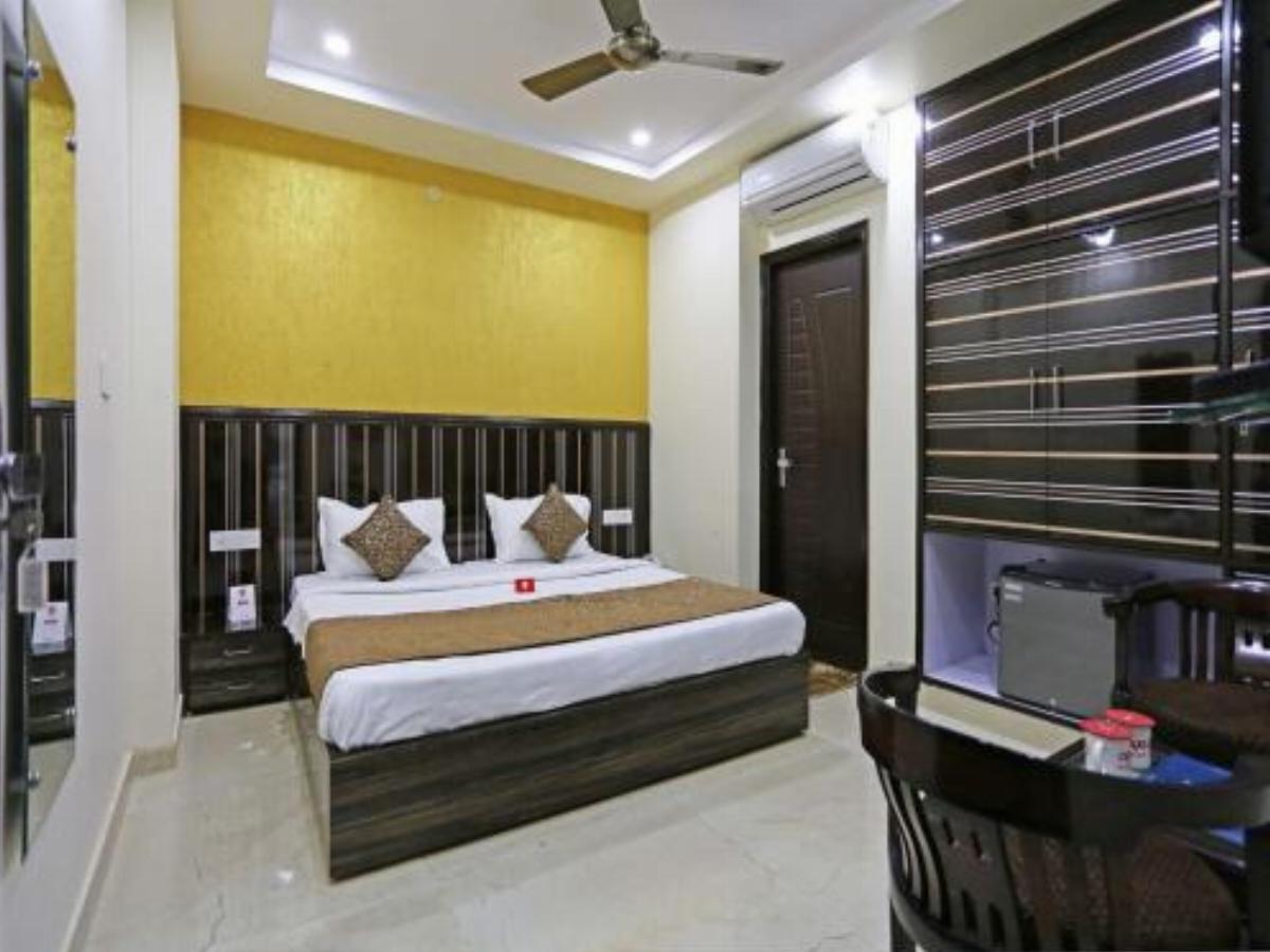 OYO 4347 near Neelam Chowk Hotel Faridabad India