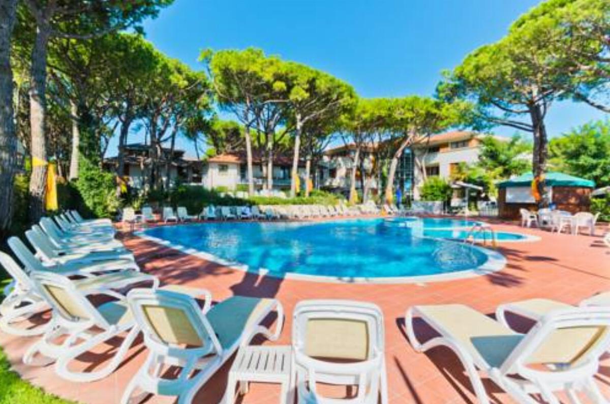 Park Hotel Pineta & Dependance Suite Hotel Eraclea Mare Italy
