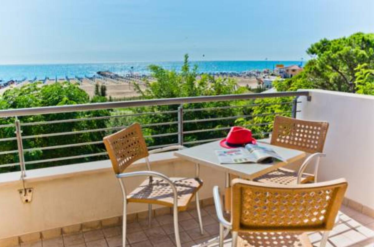 Park Hotel Pineta & Dependance Suite Hotel Eraclea Mare Italy