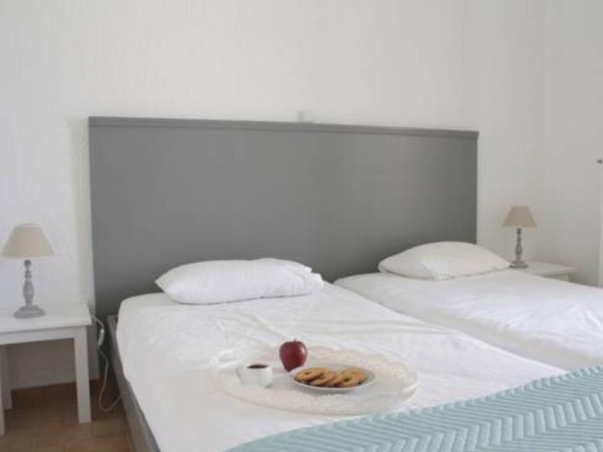 Pella Apartments Hotel Istron Greece