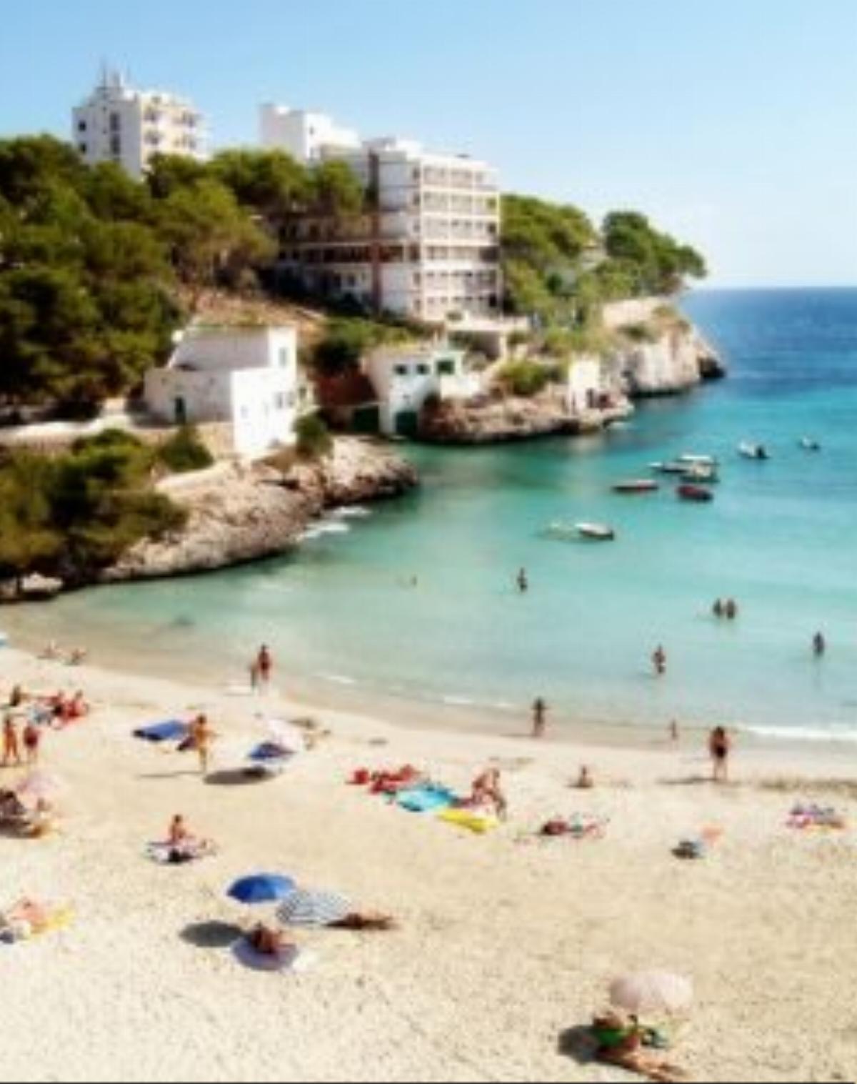 Pinos Playa Apts. Hotel Majorca Spain