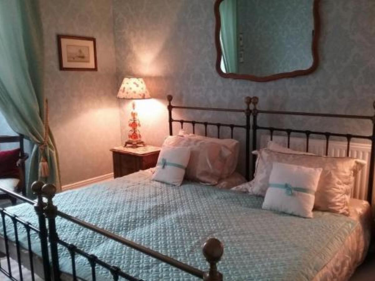 Queen Victoria Rooms Hotel Llanelli United Kingdom