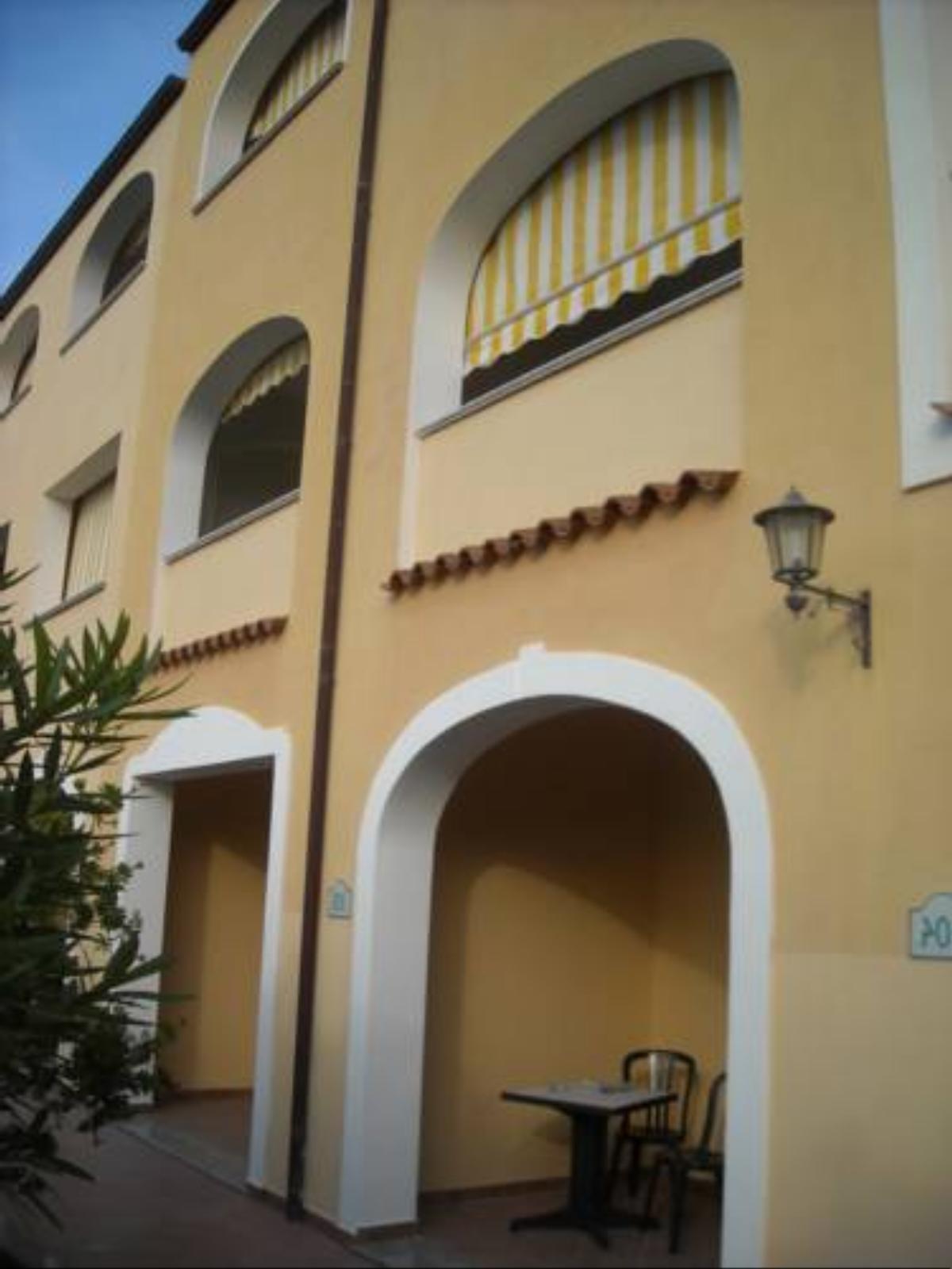 Residence Il Borgo Hotel Cala Liberotto Italy