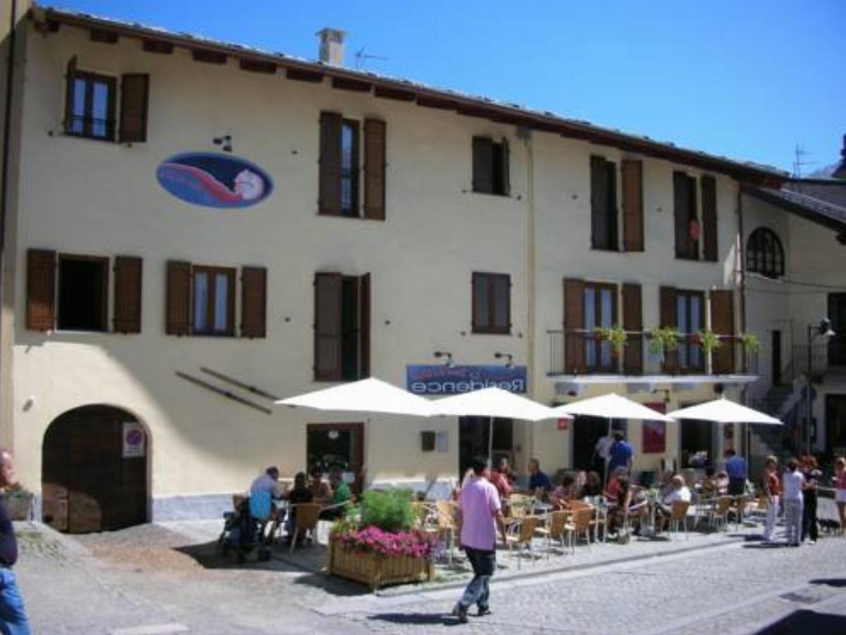 Residence La Tana del Ghiro Hotel Bardonecchia Italy