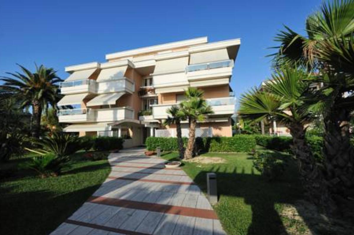 Residence Le Palme Hotel Grottammare Italy