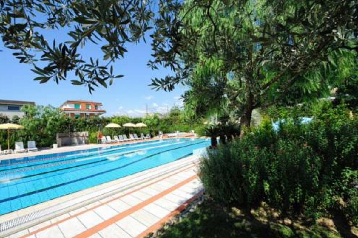 Residence Le Palme Hotel Grottammare Italy