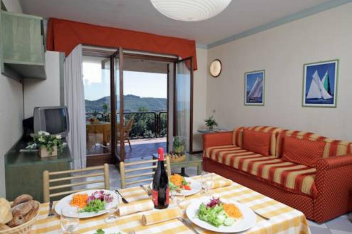 Residence Madrigale Hotel Costermano Italy