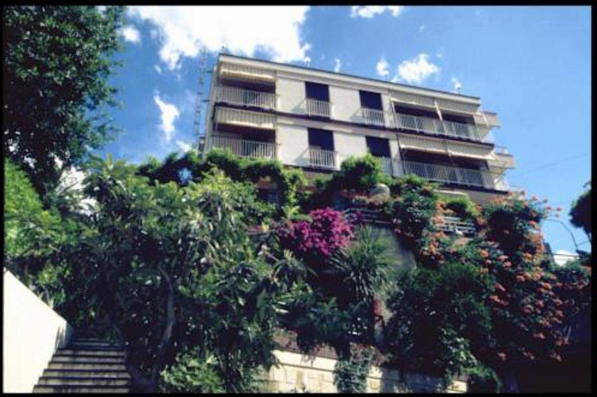 Residence Olivotti Hotel Finale Ligure Italy