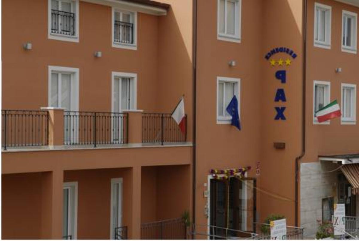Residence Pax Hotel Ameglia Italy