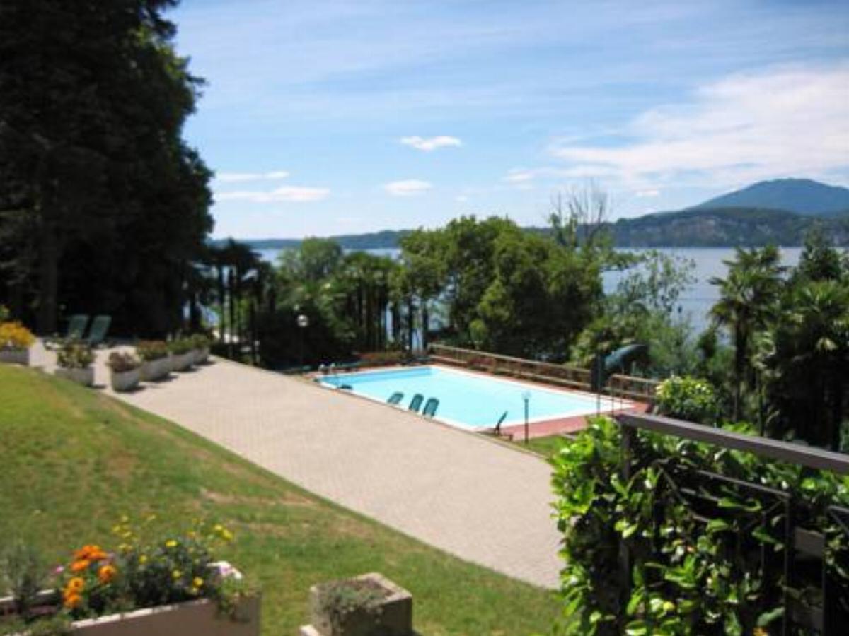 Residence Verde Lago Hotel Brisino Italy