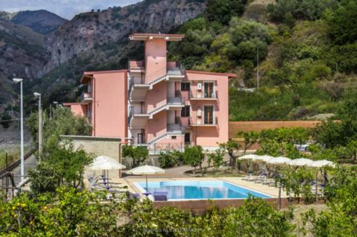 Residence Villa Mare Taormina Hotel Letojanni Italy