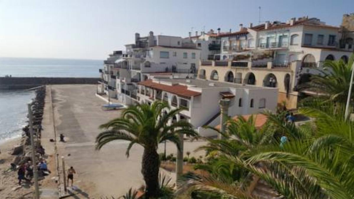 Roc Beach Mansion! Hotel Comarruga Spain