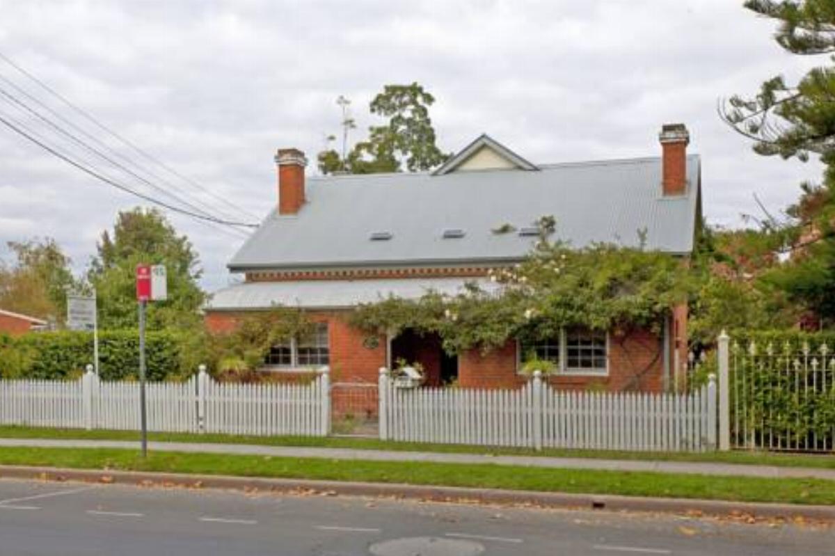 Rose Cottage Hotel Albury Australia